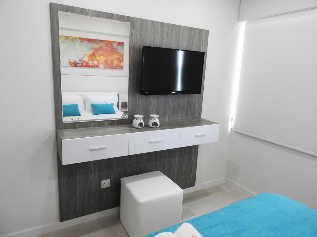 Lazuli Sea View Beachfront Ap 253 Lejlighed Larnaca Eksteriør billede