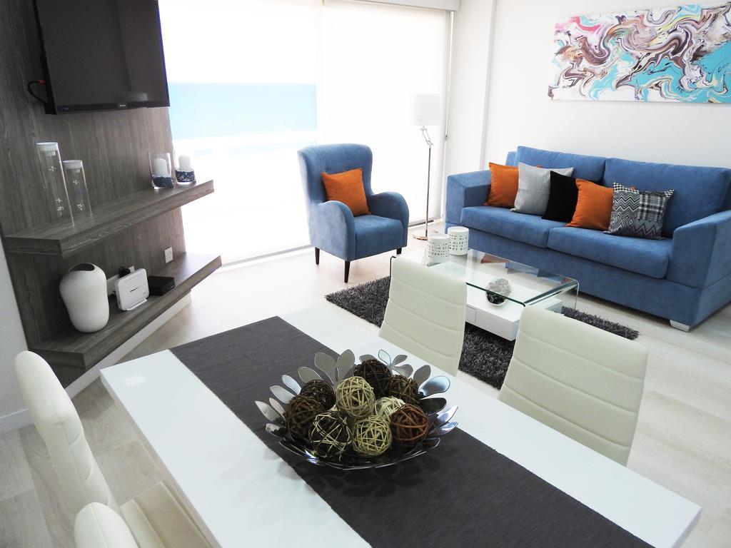 Lazuli Sea View Beachfront Ap 253 Lejlighed Larnaca Eksteriør billede